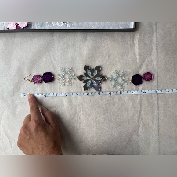 Indi City MAHKAKONAKOW Purple and Pink holiday statement earrings - Picture 10 of 17